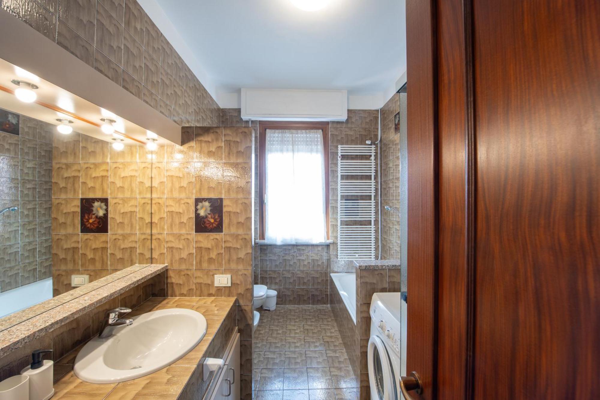 Casa Carlina Apartment Тревильо Екстериор снимка