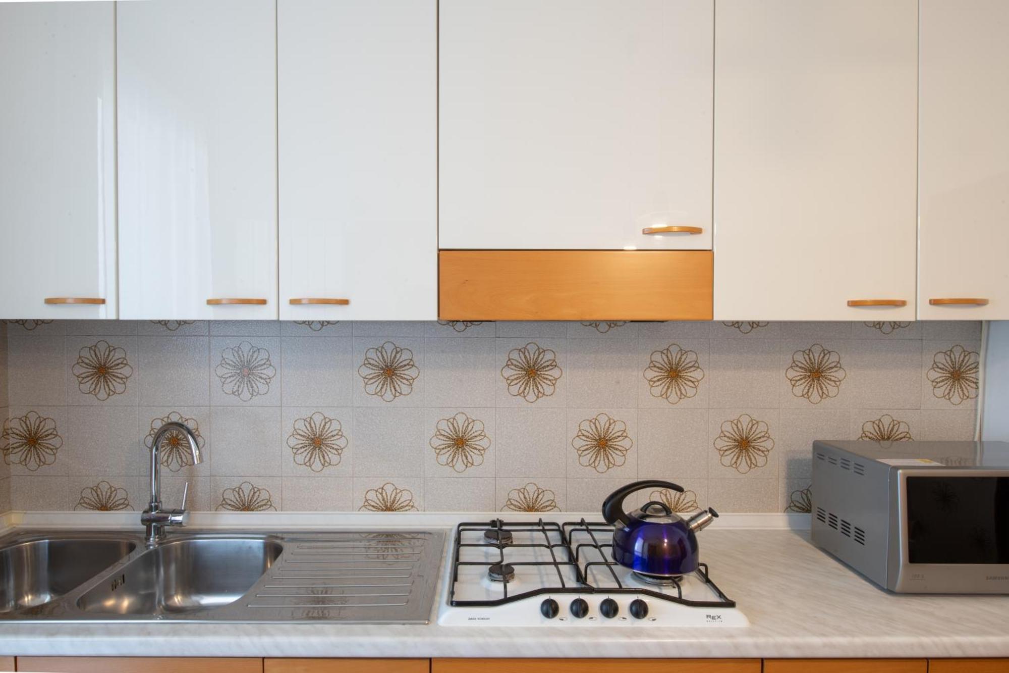 Casa Carlina Apartment Тревильо Екстериор снимка
